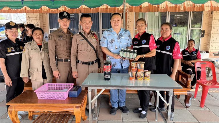 นาดูน 4 ตรวจเยี่ยมจุดบริการประชาชน