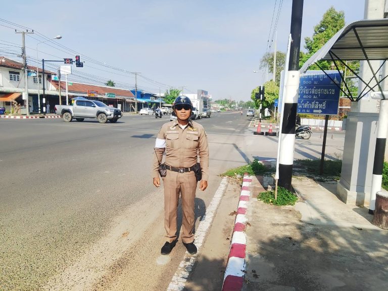 ว.4 ตลาดเทศบาลนาดูน เซเว่น-โลตัส-ร้านทองพรพรรณ ร้านทองแม่พรศิริฯ
